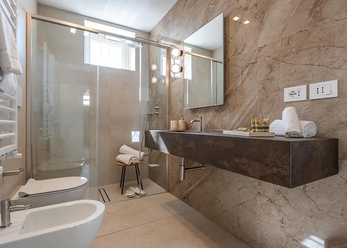 Arenula16 - Penthouse With 360 Degree View Terrace Apartment